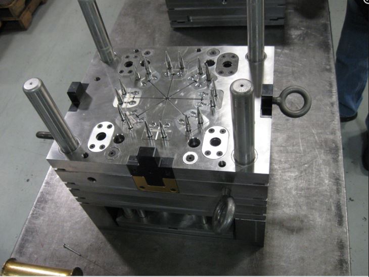 LABORATORY TUBE plastic injection mold