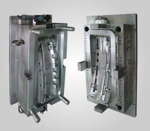 Auto Precision Injection Mold