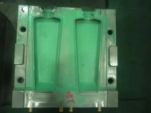 PET Blowing Mold With Two Cavity