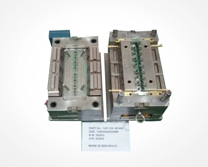 High Precision Auto Connector Plastic Parts Mold