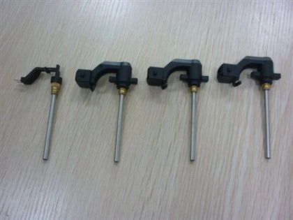 Plastic part cover metal component inserting mold and molding