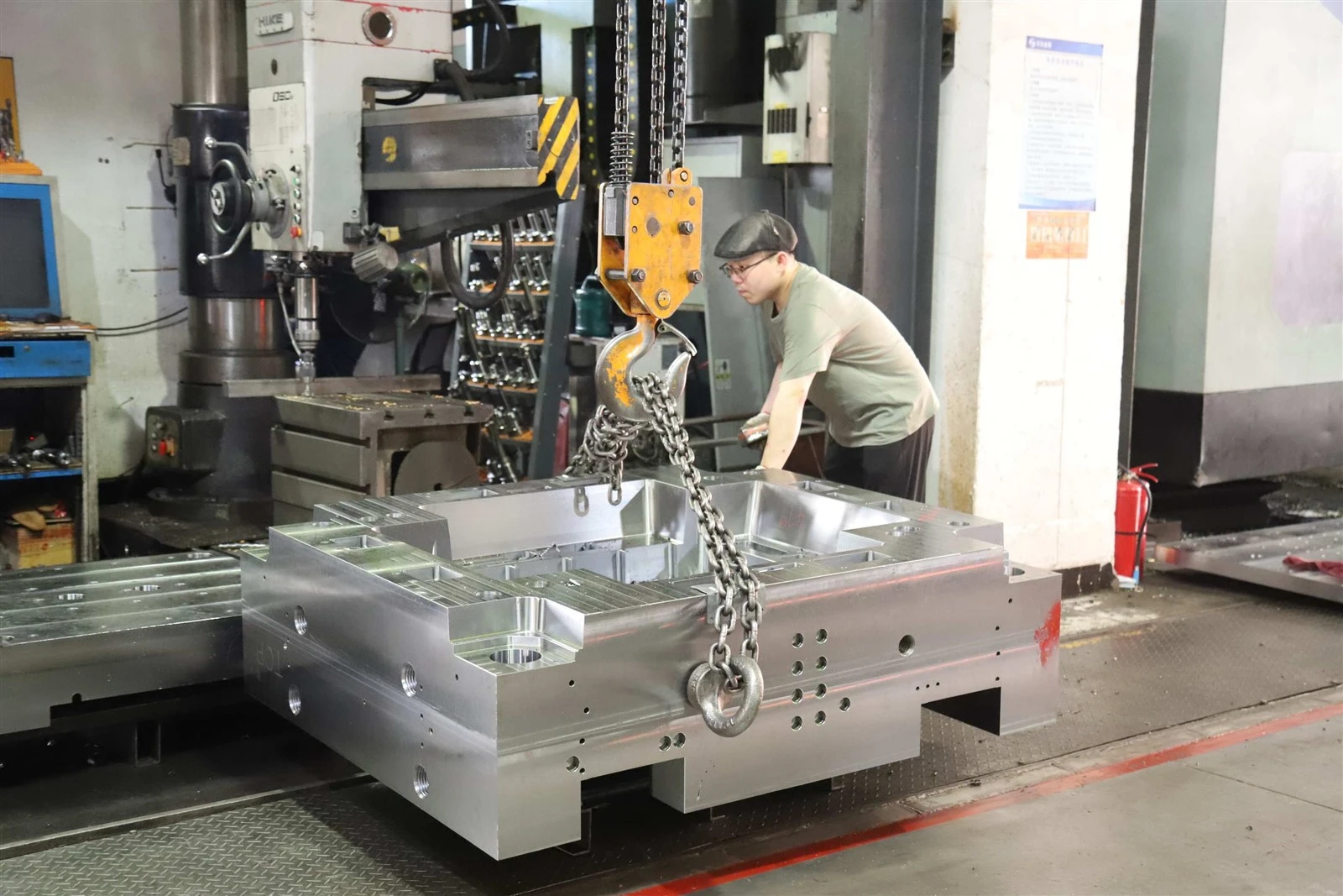 Plastic Injection Molding Services Plastic Injection Molding Services